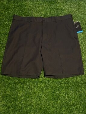 NWT PGA Tour Men's Black Classic Stretch Golf Shorts Size 42